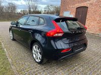 Gebraucht Volvo V40 You! 150 PS (110 kW) 2015 Blau Limousine