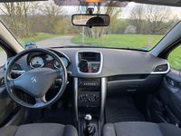 Gebraucht Peugeot 207 95 PS (69 kW) 2008 Blau Limousine