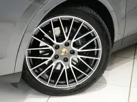 Gebraucht Porsche Cayenne 462 PS (339 kW) 2021 Grau SUV