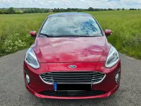 Gebraucht Ford Fiesta Titanium 125 PS (91 kW) 2018 Rot Kleinwagen