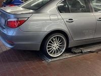 Second-hand BMW 525 192 CP (141 kW) 2004 Gri Berlinǎ