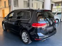 Gebraucht VW Touran Highline 150 PS (110 kW) 2017 Schwarz Van / Kleinbus