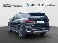 Gebraucht BMW X1 xLine 326 PS (239 kW) 2023 Saphirschwarz SUV