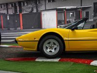 Gebraucht Ferrari 308 256 PS (188 kW) 1981 Gelb Cabrio