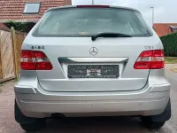 Gebraucht Mercedes B180 109 PS (80 kW) 2005 Silber Van / Kleinbus