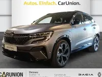 Neu Renault Austral Iconic Esprit Alpine 158 PS (116 kW) 2025 Dolomitgrau, black pearlschwarz metallic SUV