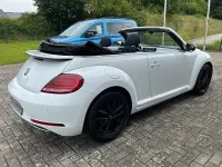 Gebraucht VW Beetle Cabriolet Design 105 PS (77 kW) 2018 Pure white Cabrio