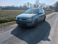 Gebraucht Renault Clio II 75 PS (55 kW) 2003 Grün Kleinwagen