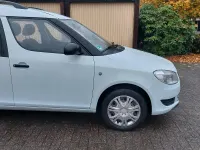 Gebraucht Skoda Roomster 75 PS (55 kW) 2015 Weiß Van / Kleinbus