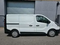 Gebraucht Renault Traffic 145 PS (106 kW) 2021 Weiß Limousine
