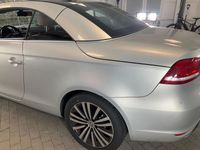 Gebraucht VW Eos 140 PS (102 kW) 2011 Silber Cabrio