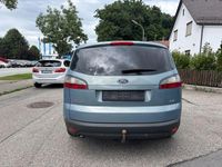 Gebraucht Ford S-MAX Titanium 140 PS (102 kW) 2010 Grau Van / Kleinbus