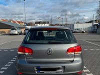 Gebraucht VW Golf VI 105 PS (77 kW) 2012 Grau Kleinwagen