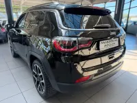Gebraucht Jeep Compass Limited 140 PS (102 kW) 2018 Schwarz SUV
