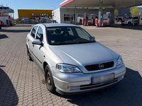 Gebraucht Opel Astra 75 PS (55 kW) 1998 Silber Limousine