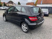 Gebraucht Mercedes B150 95 PS (69 kW) 2009 Schwarz Van / Kleinbus