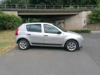 Gebraucht Dacia Sandero 75 PS (55 kW) 2009 Silber Kleinwagen