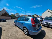 Gebraucht Hyundai i30 Classic 109 PS (80 kW) 2011 Blau Kombi