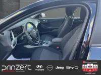 Gebraucht BMW 118 Advantage 136 PS (100 kW) 2023 Schwarz ii Kleinwagen