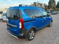 Gebraucht Dacia Dokker Stepway 90 PS (66 kW) 2015 Blau Van / Kleinbus