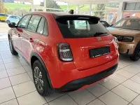 Usado Fiat 600 101 CV (74 kW) 2024 Naranja SUV