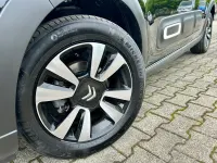 Gebraucht Citroën C3 PureTech 82 PS (60 kW) 2024 Schwarz Limousine