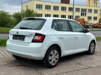 Używany Skoda Fabia Ambition 90 KM (66 kW) 2017 Biały Sedan/Limuzyna