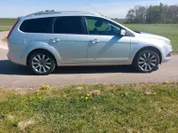 Gebraucht Ford Focus 125 PS (91 kW) 2011 Silber Kombi