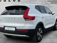 Gebraucht Volvo XC40 Plus 211 PS (155 kW) 2022 Weiß SUV