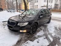 Gebraucht Skoda Superb Ambition 170 PS (125 kW) 2011 Schwarz Kombi
