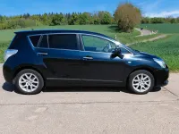 Gebraucht Toyota Verso 147 PS (108 kW) 2012 Blau Van / Kleinbus