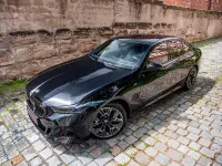 Używany BMW 520 Performance 197 KM (144 kW) 2025 Czarny Sedan/Limuzyna