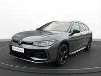 Gebraucht VW Passat R-line 193 PS (141 kW) 2025 Grau Kombi