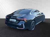 Gebraucht BMW 550e 489 PS (359 kW) 2024 Black sapphire metallic Limousine