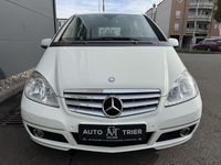 Gebraucht Mercedes A180 109 PS (80 kW) 2011 Weiß Limousine