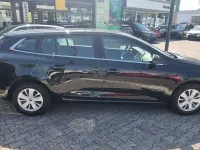 Gebraucht Renault Mégane Life 116 PS (85 kW) 2019 Schwarz Limousine