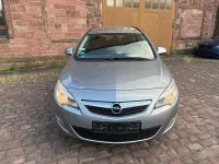 Gebraucht Opel Astra Edition 120 PS (88 kW) 2010 Silber Kombi