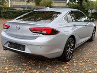 Gebraucht Opel Insignia Innovation 170 PS (125 kW) 2017 Diamant blau(m2) / diam silb Limousine