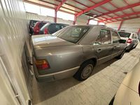 Gebraucht Mercedes 250 90 PS (66 kW) 1990 Braun Limousine