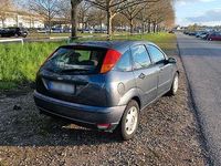 Second-hand Ford Focus 101 CP (74 kW) 2004 Gri Hatchback