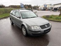 Gebraucht VW Passat Basis 101 PS (74 kW) 2002 Grau Kombi