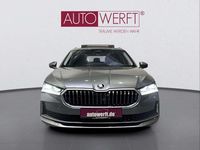 Gebraucht Skoda Superb LAURIN & KLEMENT 150 PS (110 kW) 2025 Graphitegrau metallic Kombi
