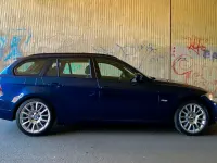 Gebraucht BMW 330 Comfort Edition 245 PS (180 kW) 2010 Blau Kombi