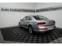 Gebraucht VW Passat Elegance 239 PS (175 kW) 2020 Pyritsilber metallic Limousine