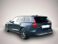 Gebraucht Volvo V60 Core 455 PS (334 kW) 2022 Manufacturer Kombi
