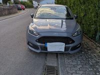 Gebraucht Ford Focus ST 250 PS (183 kW) 2017 Grau Limousine
