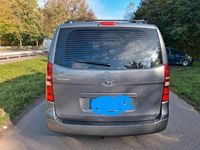 Gebraucht Hyundai H-1 170 PS (125 kW) 2010 Grau Van / Kleinbus