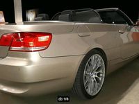 Gebraucht BMW 330 Cabriolet 231 PS (169 kW) 2007 Gold Cabrio