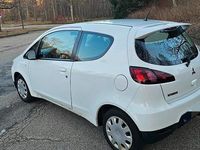 Gebraucht Mitsubishi Colt 95 PS (69 kW) 2009 Weiß Kleinwagen