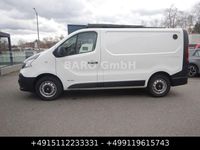 Gebraucht Renault Trafic Komfort 140 PS (102 kW) 2016 Weiß Van / Kleinbus